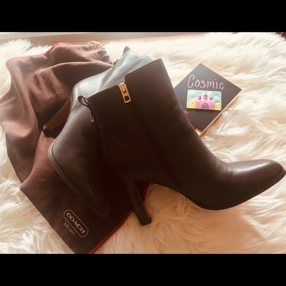 Brand new Gorgeous Coach boots. Authentic! Sz. 10